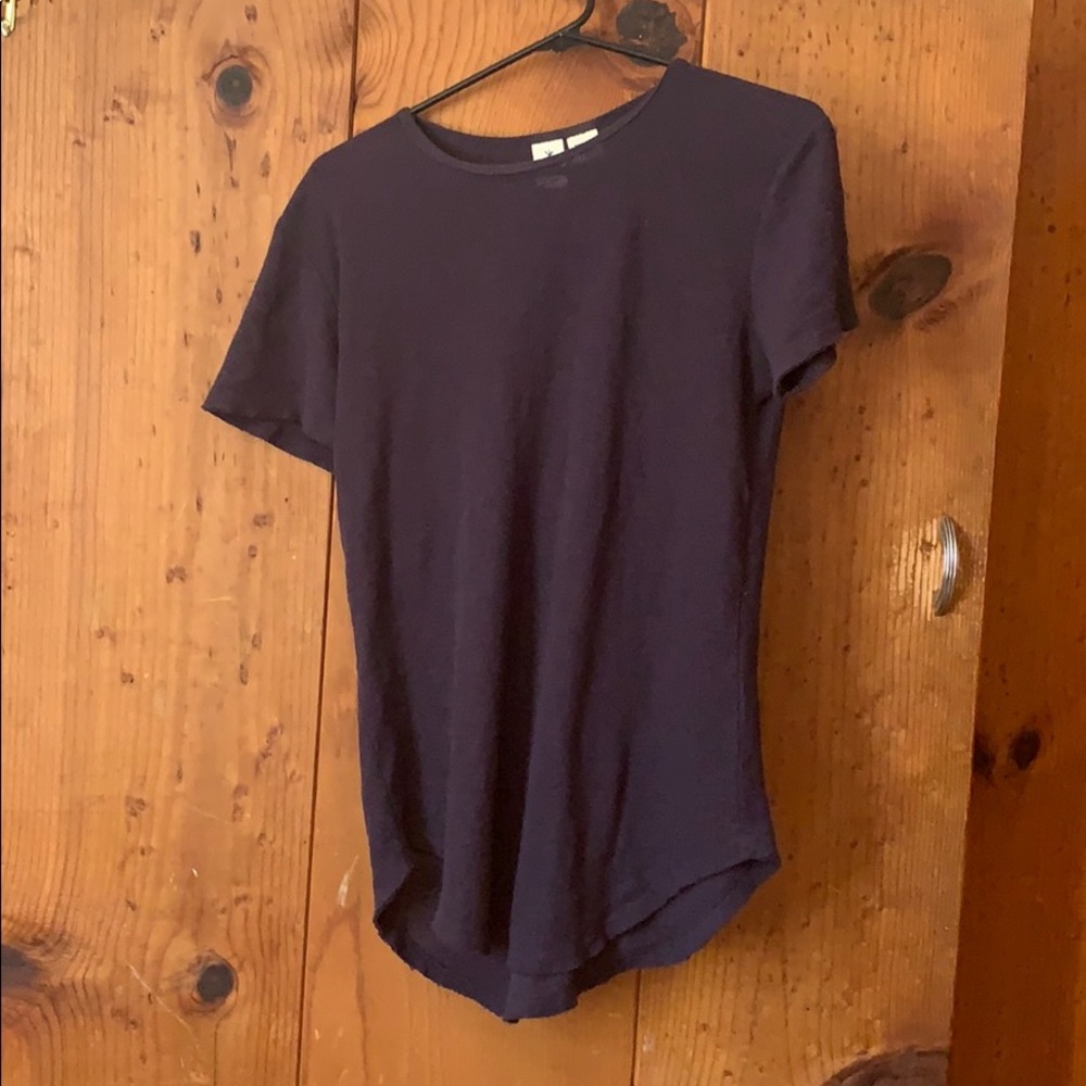 Navy t shirt